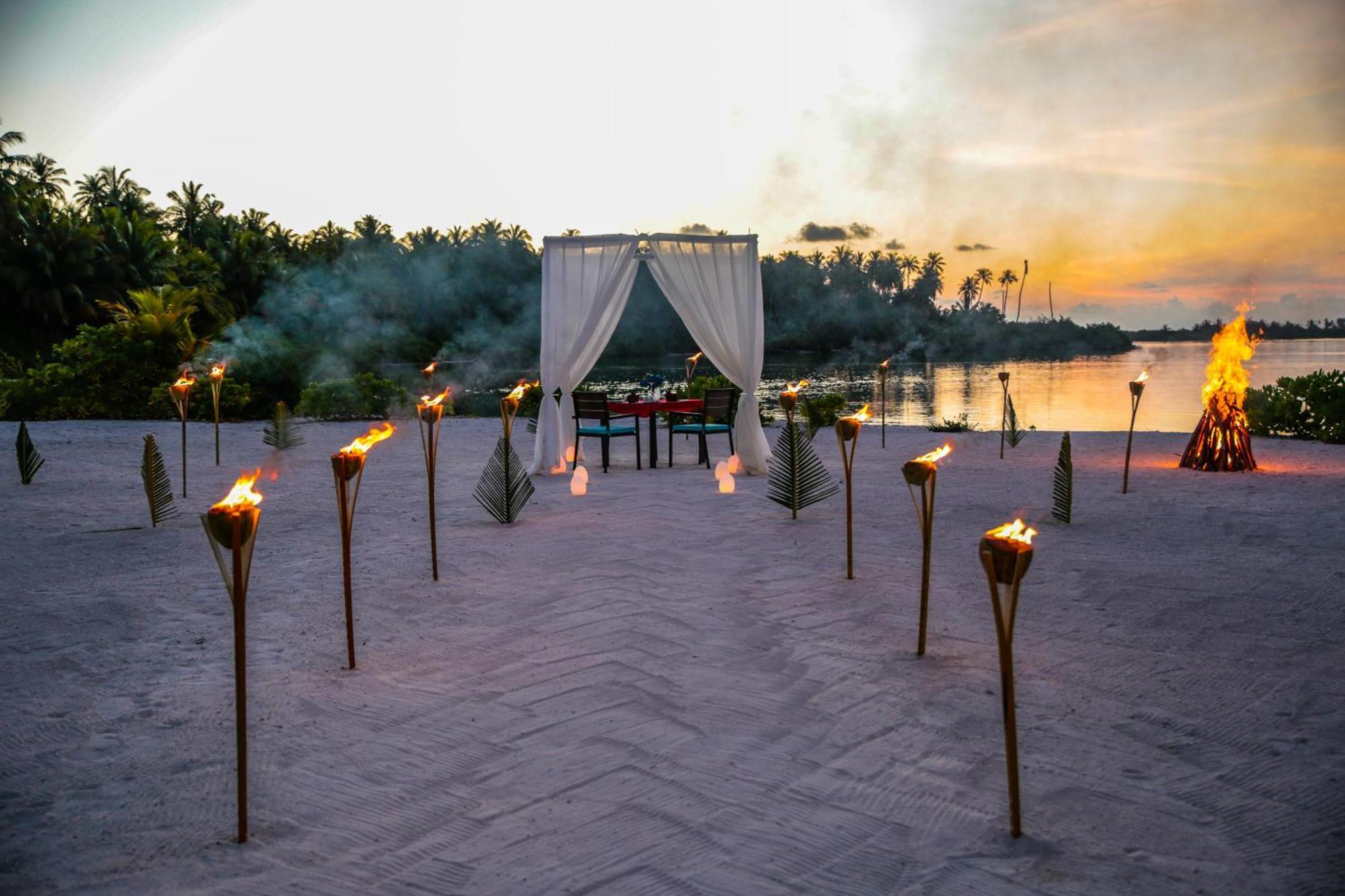 Rahaa Resort Maldives Fonadhoo Luaran gambar
