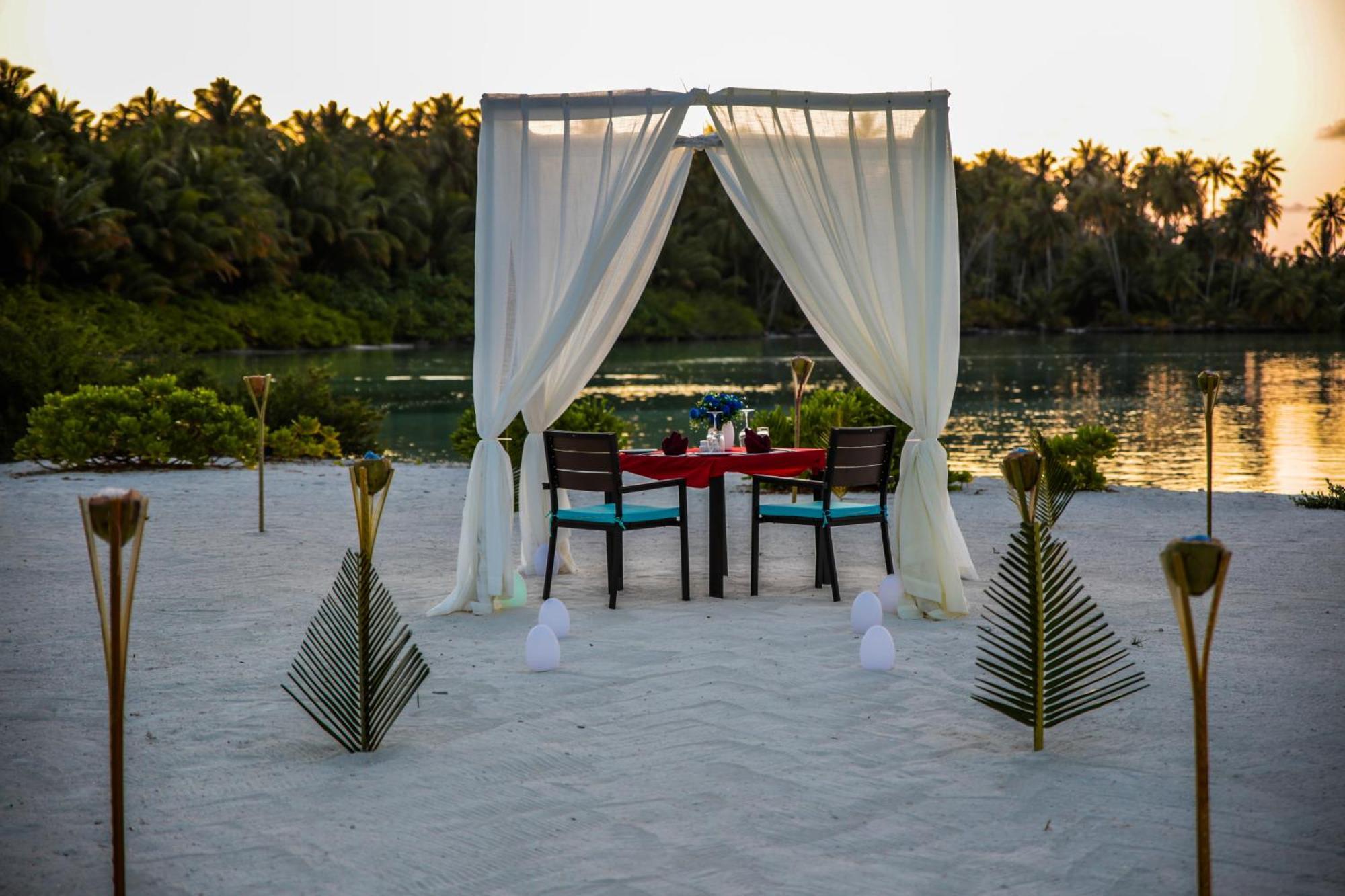 Rahaa Resort Maldives Fonadhoo Luaran gambar